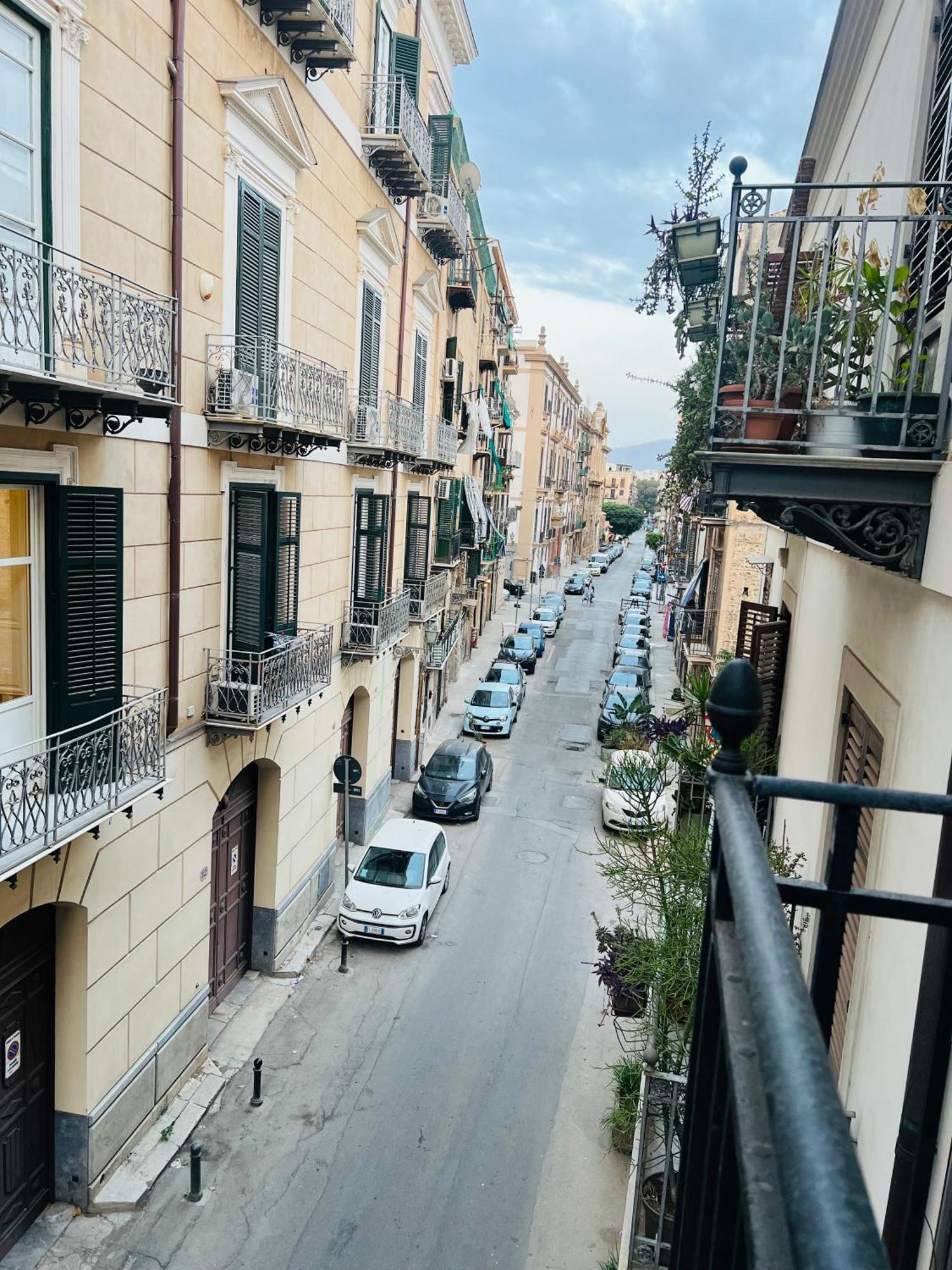 Bibi Rooms And Suite Palermo Dış mekan fotoğraf